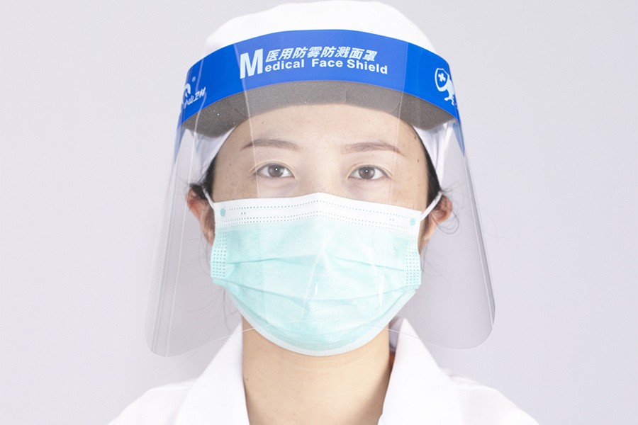 โดยทั่วไป Medical Face Shield ทำจากวัสดุอะไร และทนทานต่อการฆ่าเชื้อตามปกติได้อย่างไร